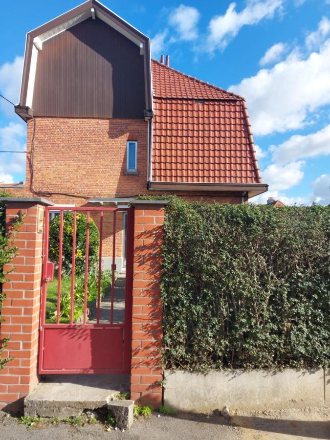 Belle Chambre Dans Un Quartier Calme Bruxelas Exterior foto